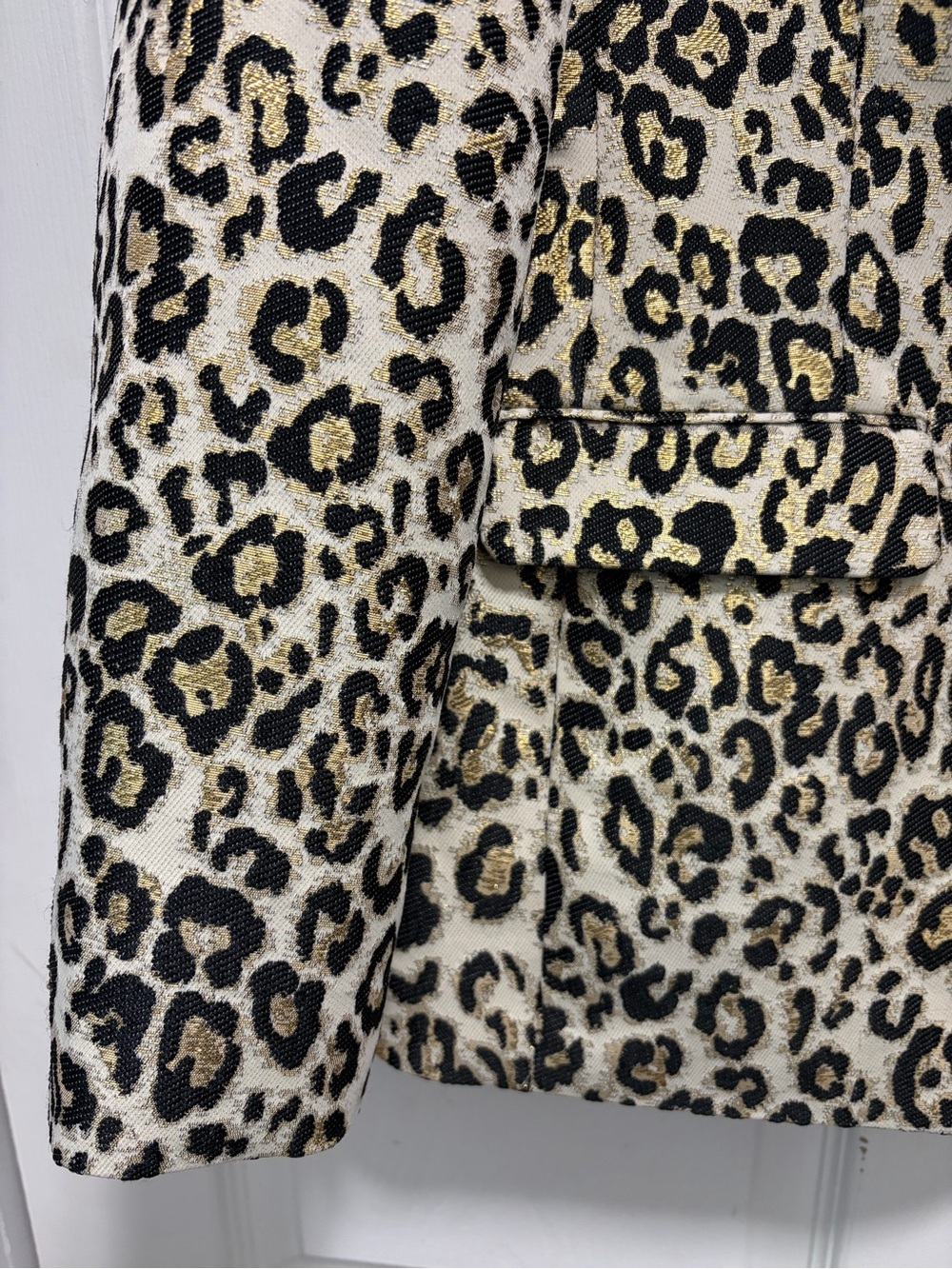 Chico's Leopard Print Blazer Jacket Cream Black Gold Metallic 2 Large - Picture 6 of 12